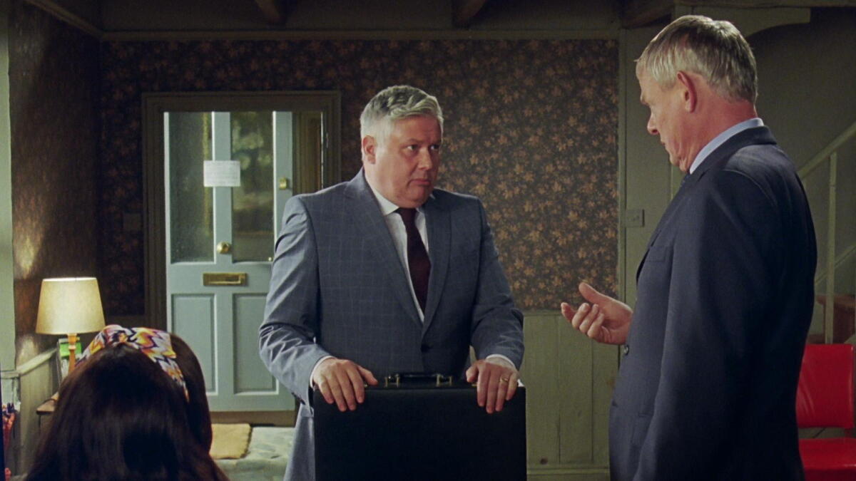 Watch Paint It Black | Doc Martin Season 9 - Vimarsana News