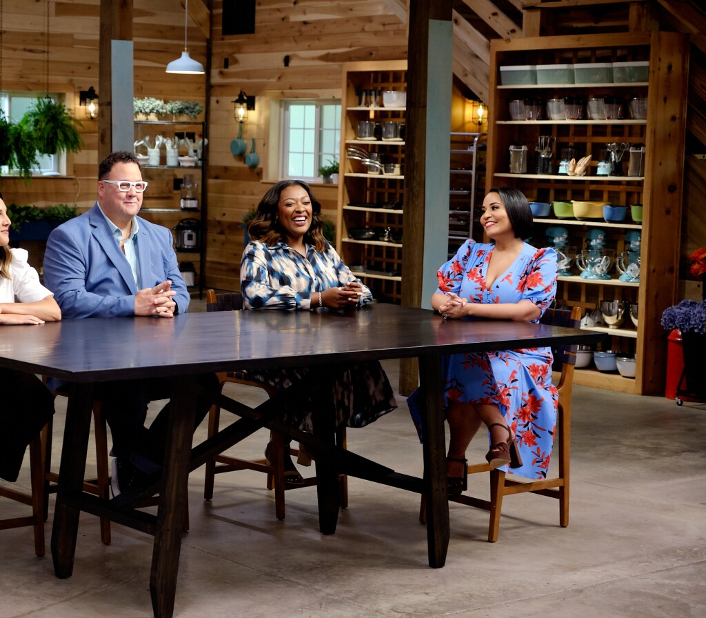 Graham Elliot, Tiffany Derry, Leah Cohen, and Alejandra Ramos.